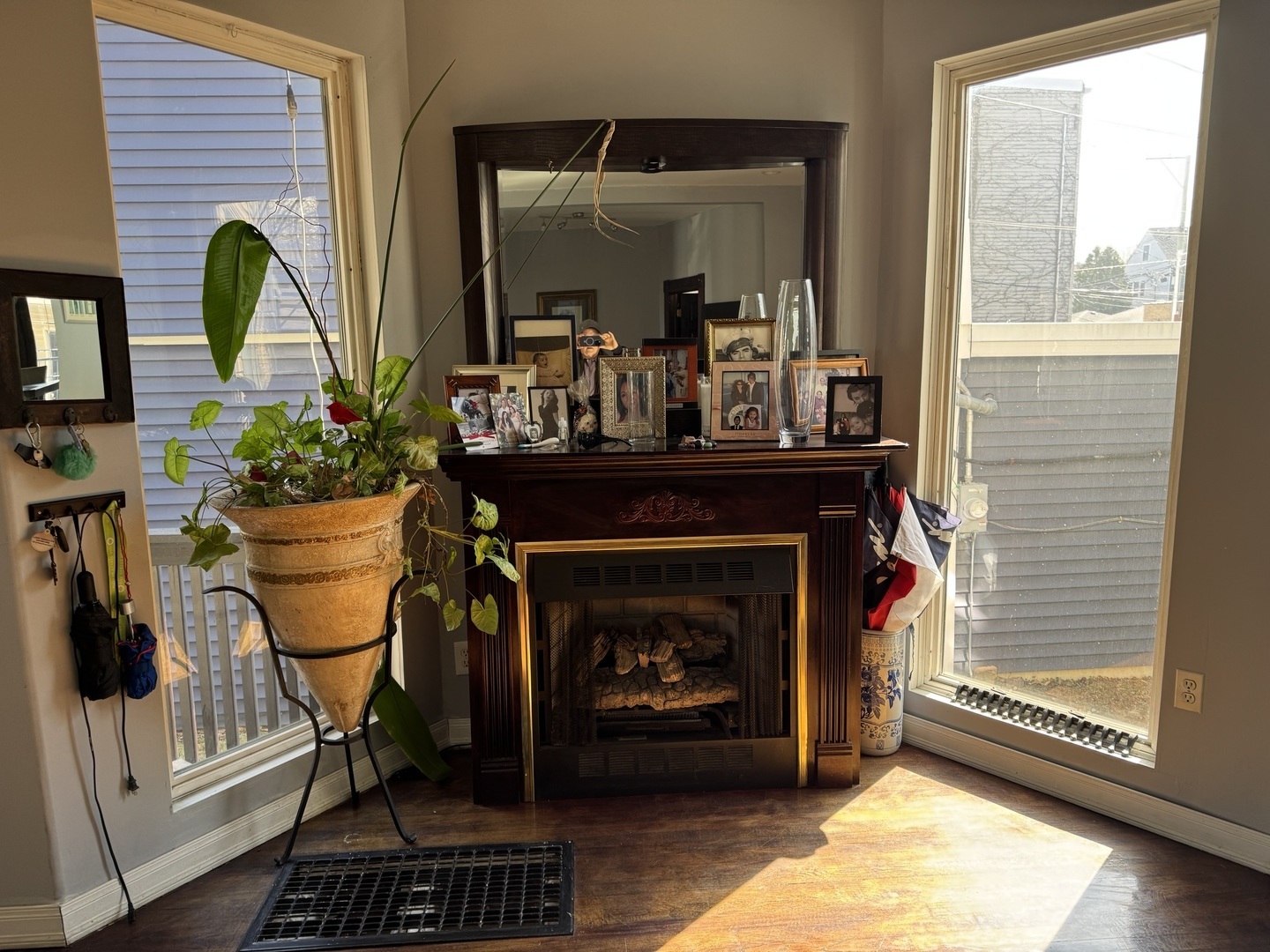 3908 North Bernard Street Chicago IL 60618