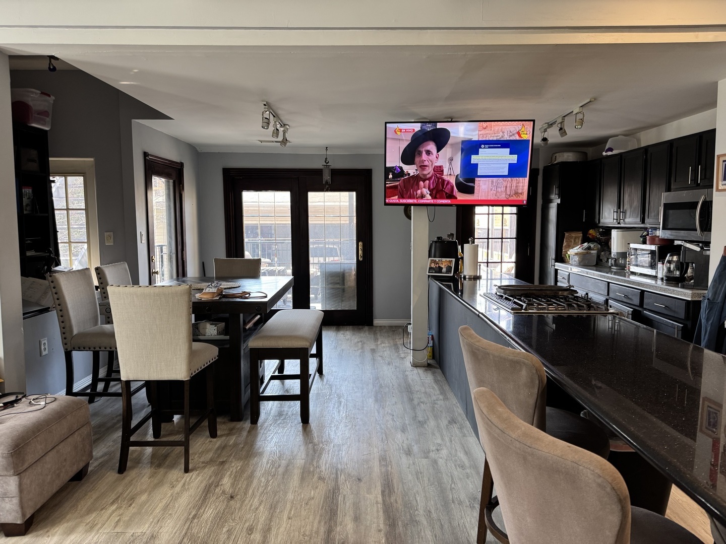 3908 North Bernard Street Chicago IL 60618