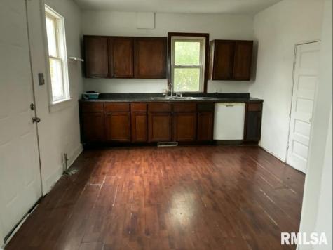 732 South Main Street Kewanee IL 61443