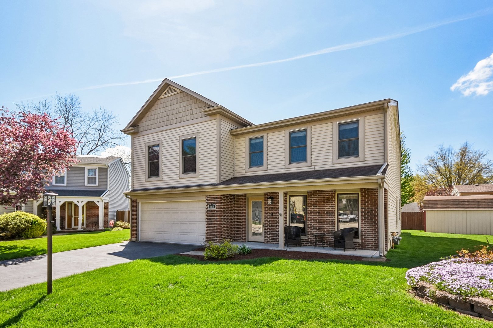 588 Kingston Court Roselle IL 60172