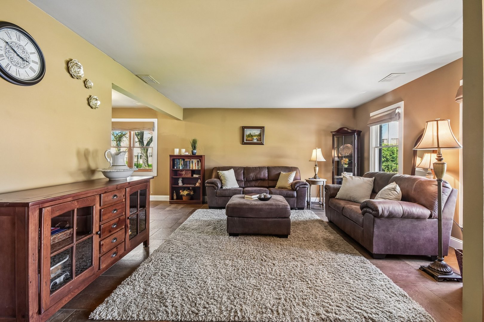 588 Kingston Court Roselle IL 60172