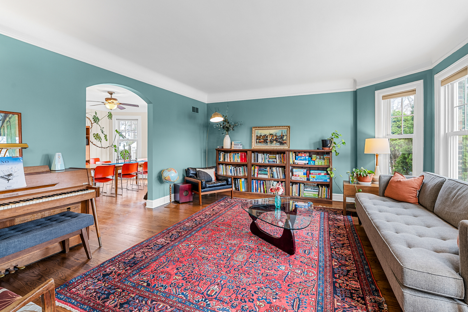 6714 North Ionia Avenue Chicago IL 60646