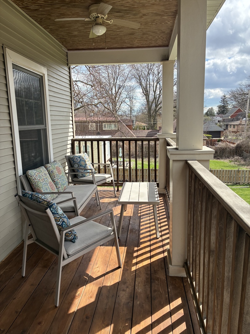 6714 North Ionia Avenue Chicago IL 60646