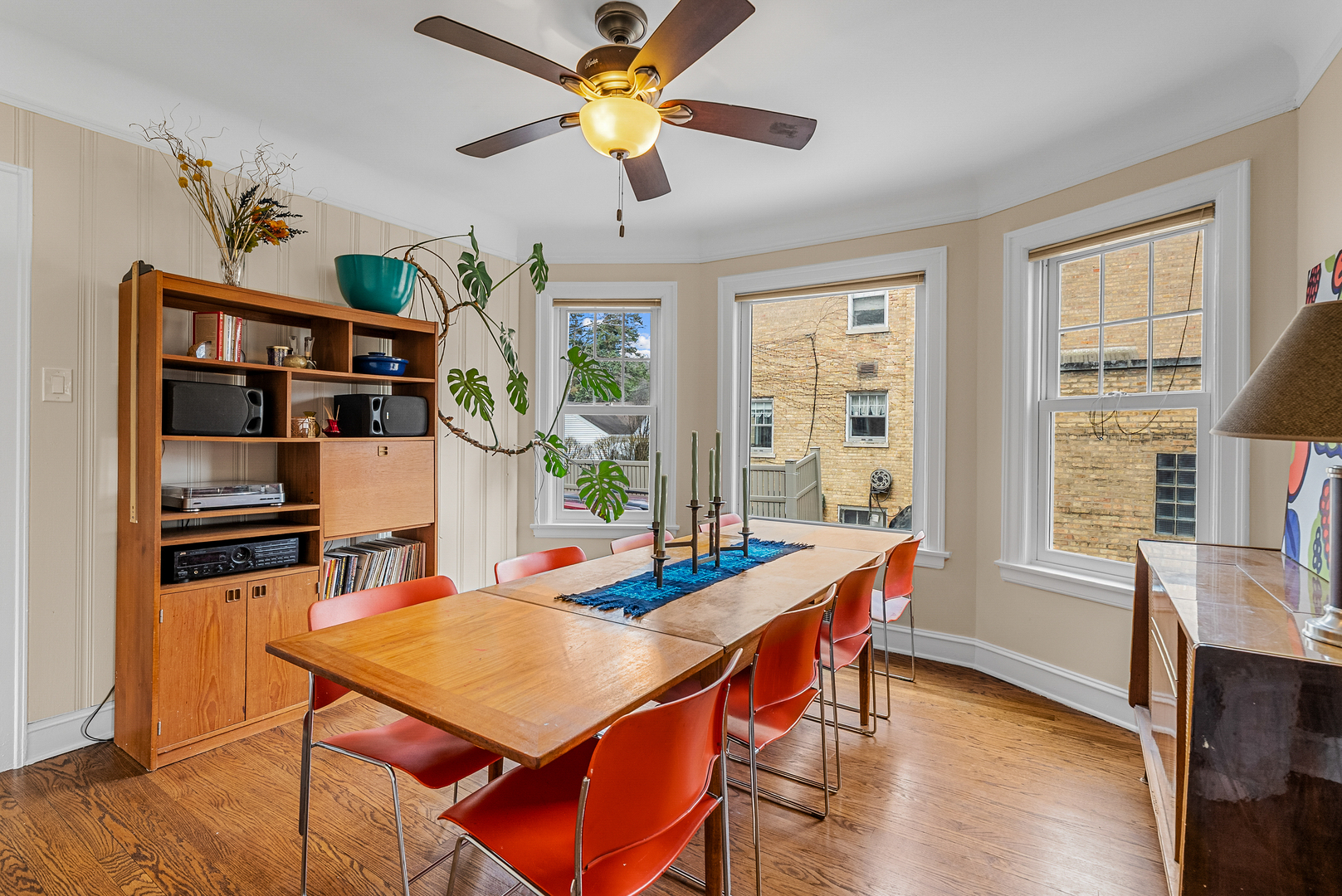 6714 North Ionia Avenue Chicago IL 60646