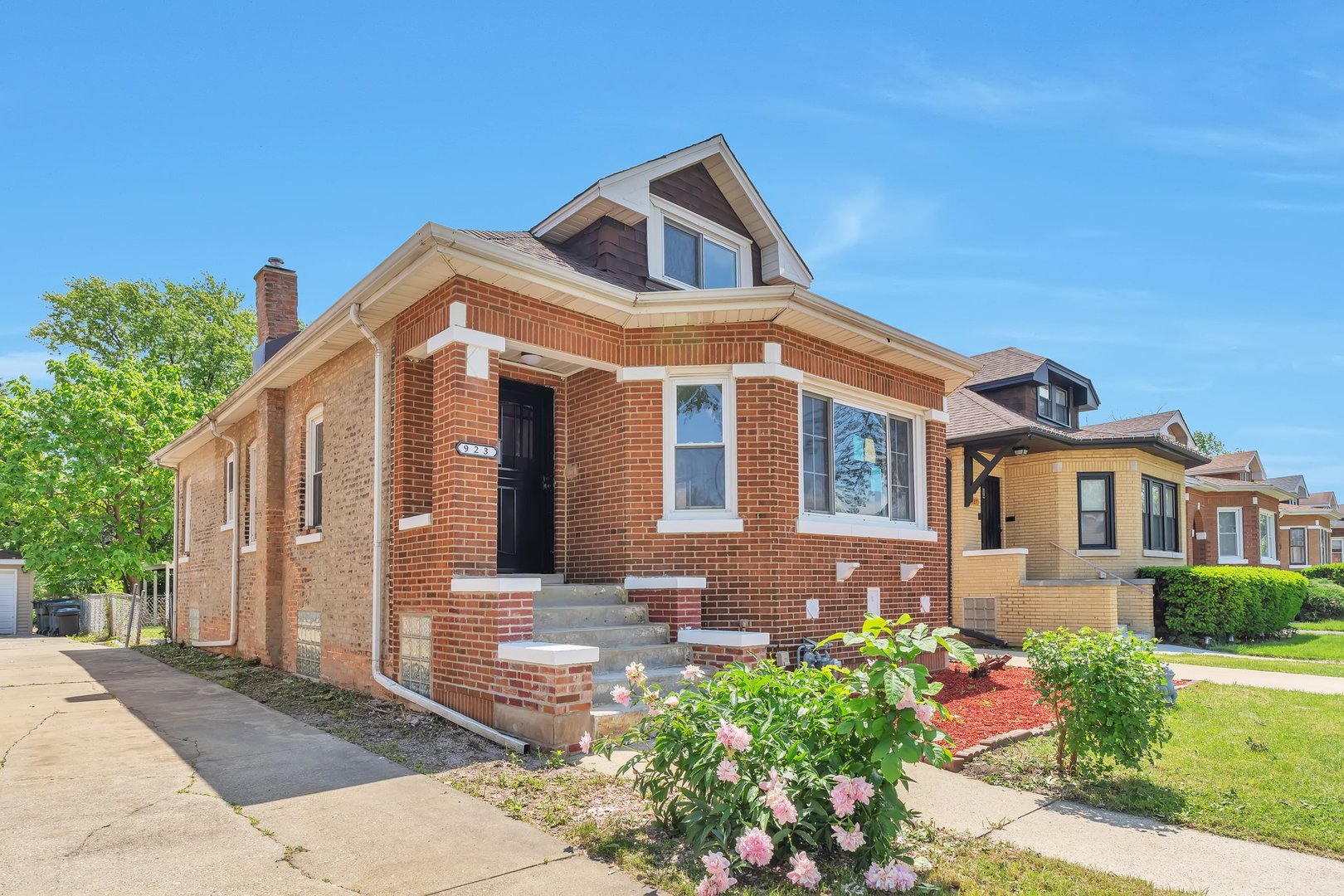 923 South 22nd Avenue Bellwood IL 60104