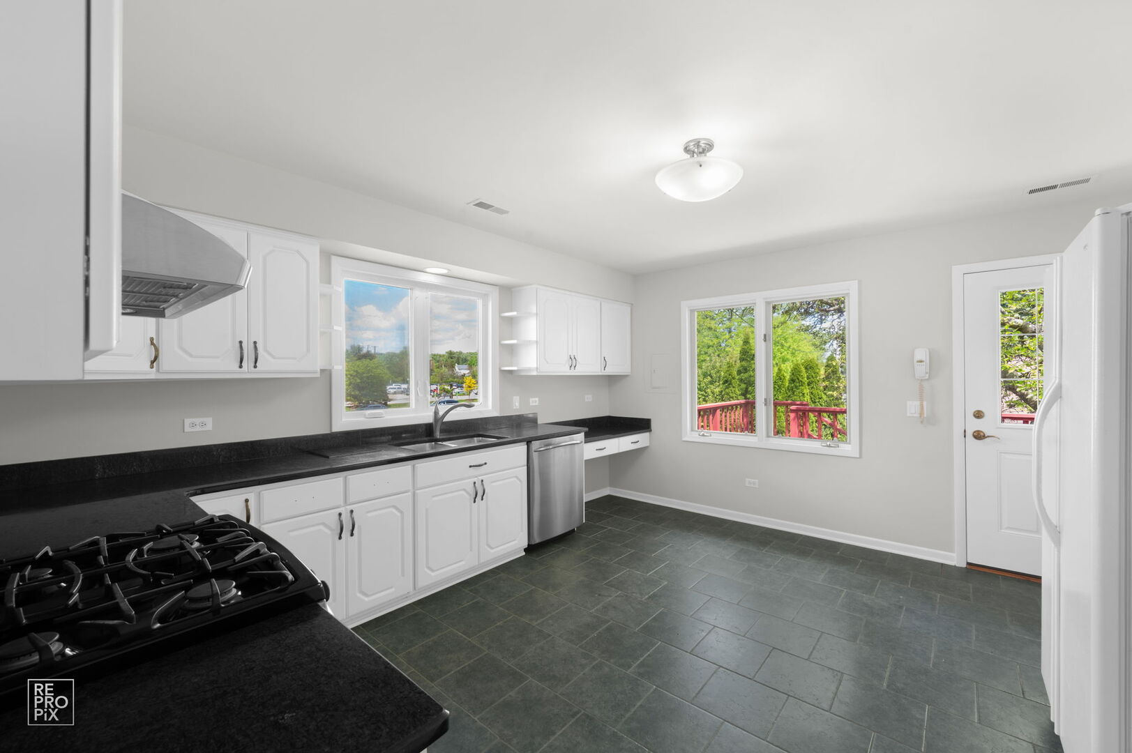 840 North Center Street Naperville IL 60563