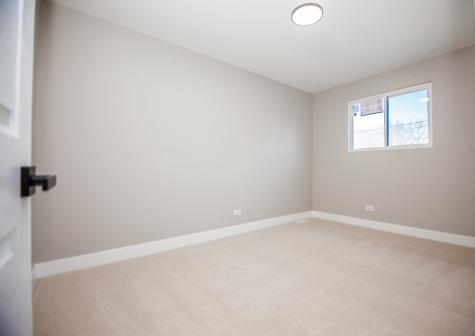 304 West 111th Street Chicago IL 60628