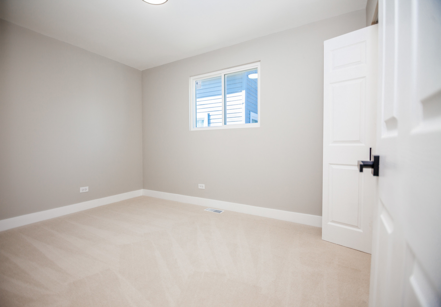 304 West 111th Street Chicago IL 60628