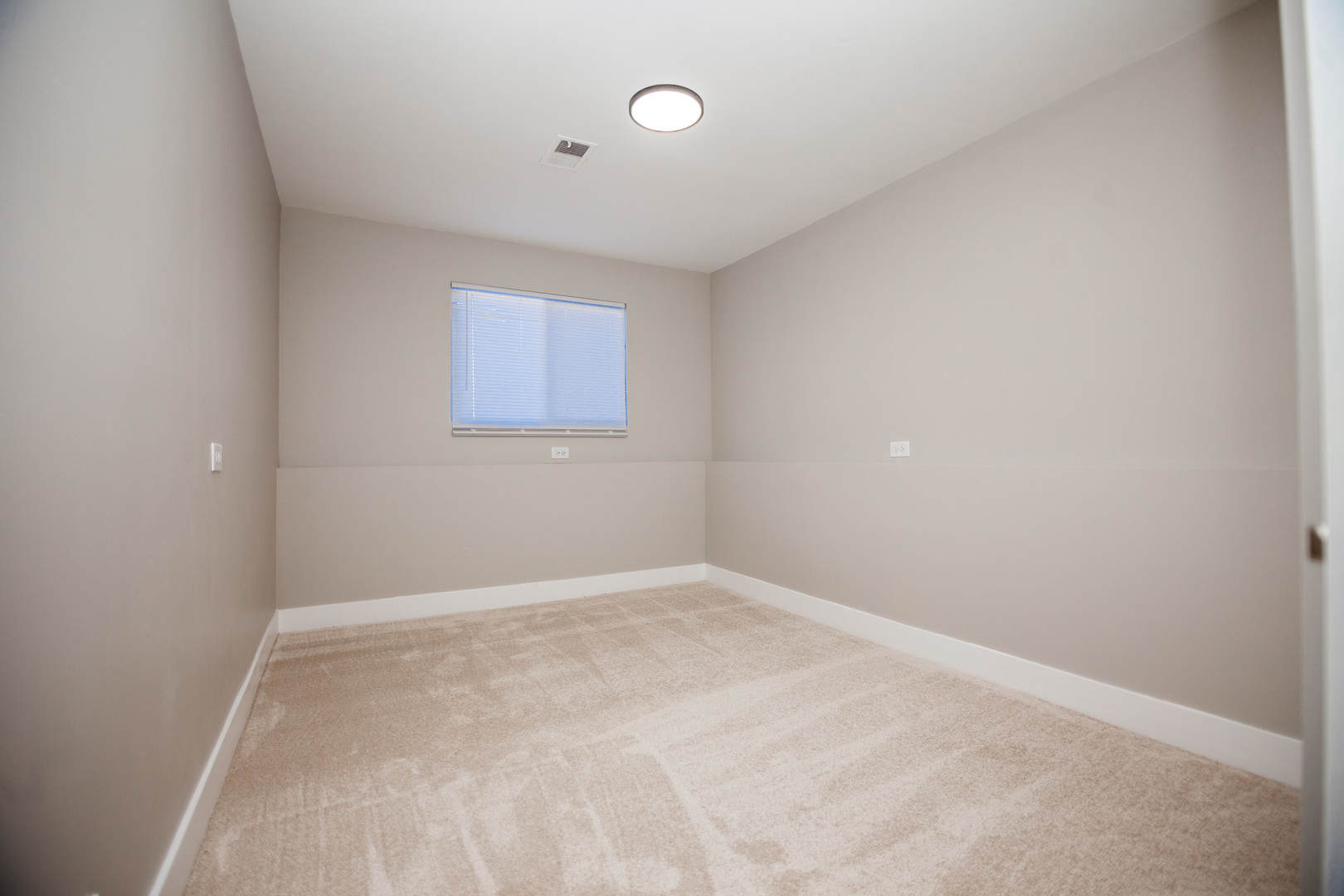 304 West 111th Street Chicago IL 60628