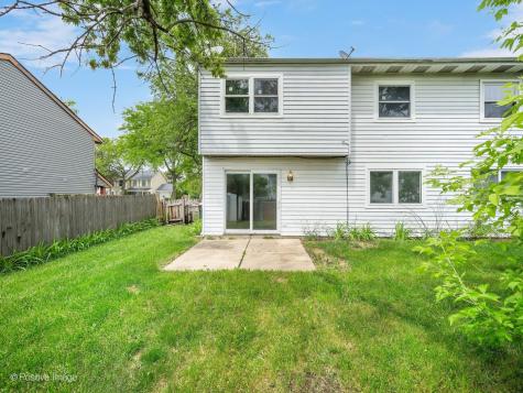 1475 Merrimac Lane Hanover Park IL 60133