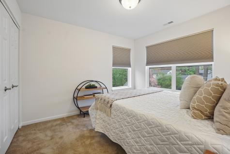 2520 Oak Avenue Northbrook IL 60062