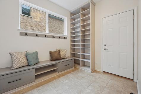2520 Oak Avenue Northbrook IL 60062