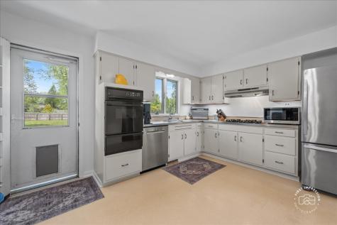 34W246 Giese Road Batavia IL 60510