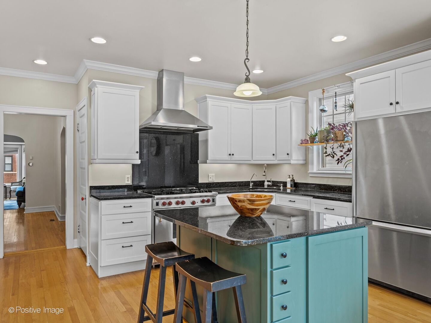 2124 West Eastwood Avenue Chicago IL 60625