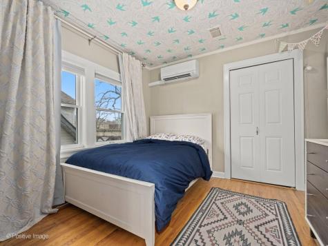 2124 West Eastwood Avenue Chicago IL 60625