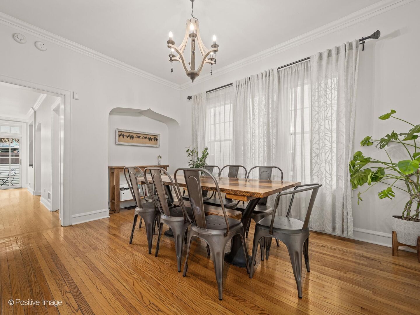 2124 West Eastwood Avenue Chicago IL 60625