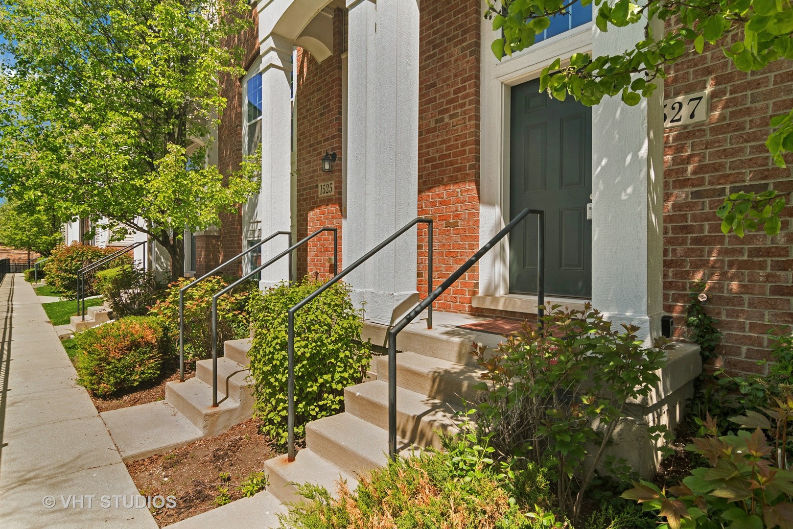 1527 East Arbor Lane Arlington Heights IL 60004