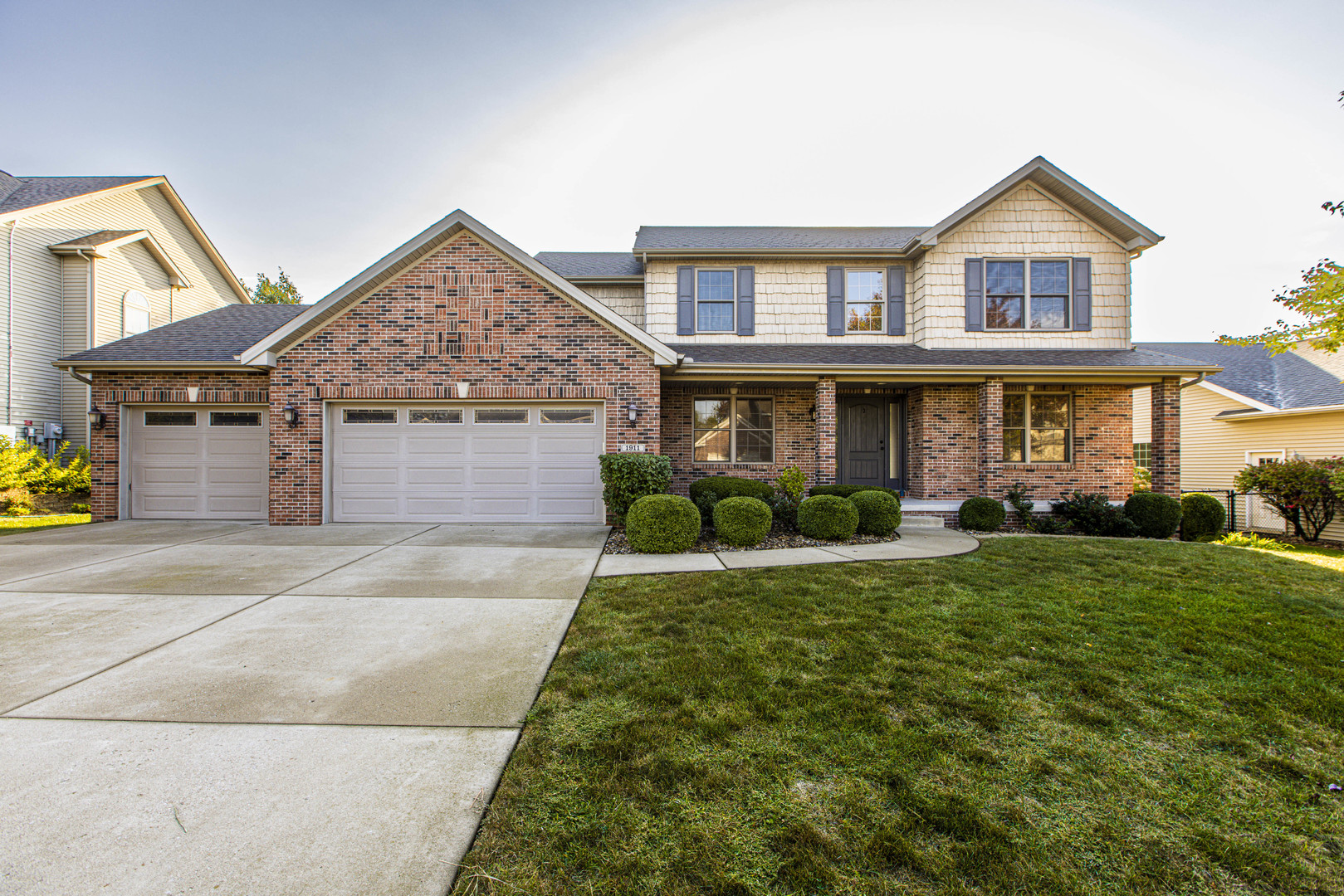 1911 Withers Lane Bloomington IL 61704