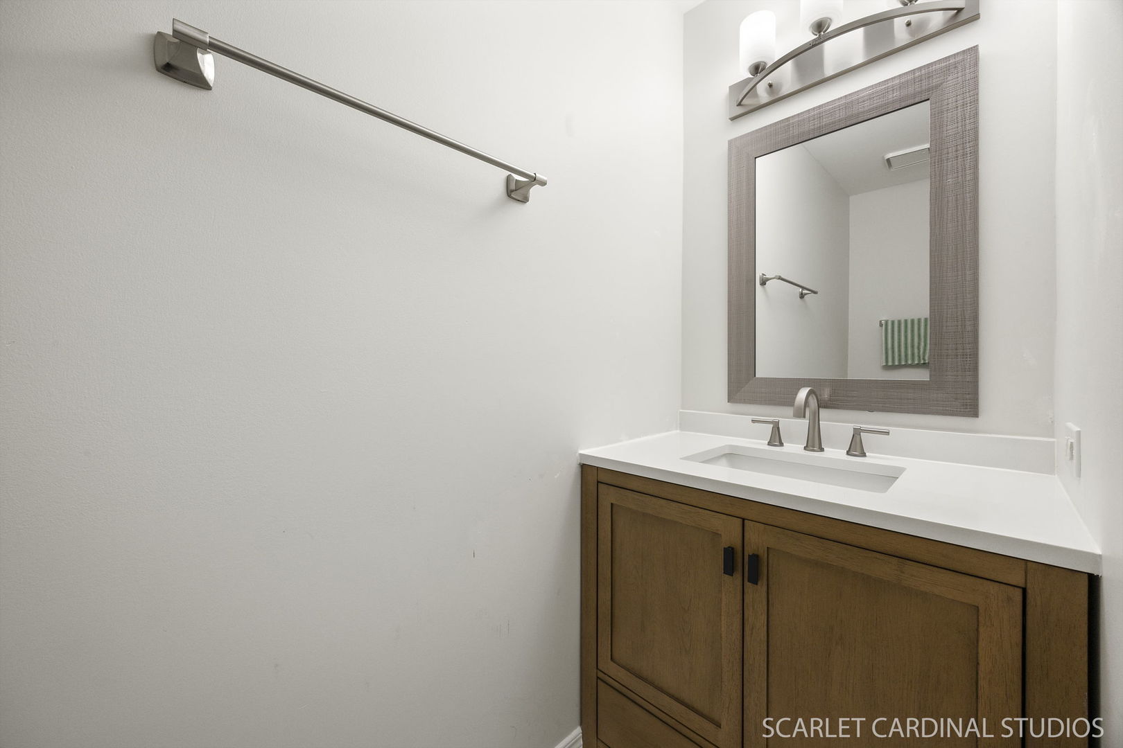 2235 Cheshire Drive Aurora IL 60502