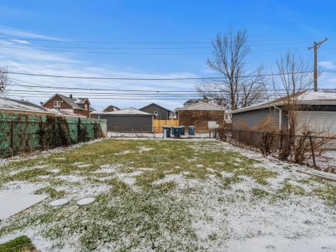 319 156TH Place Calumet City IL 60409