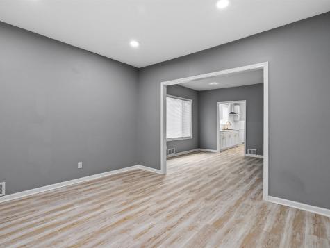 319 156TH Place Calumet City IL 60409