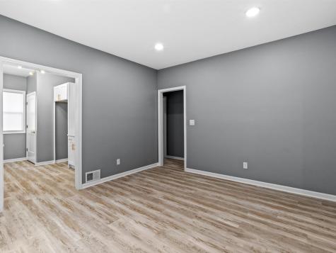 319 156TH Place Calumet City IL 60409