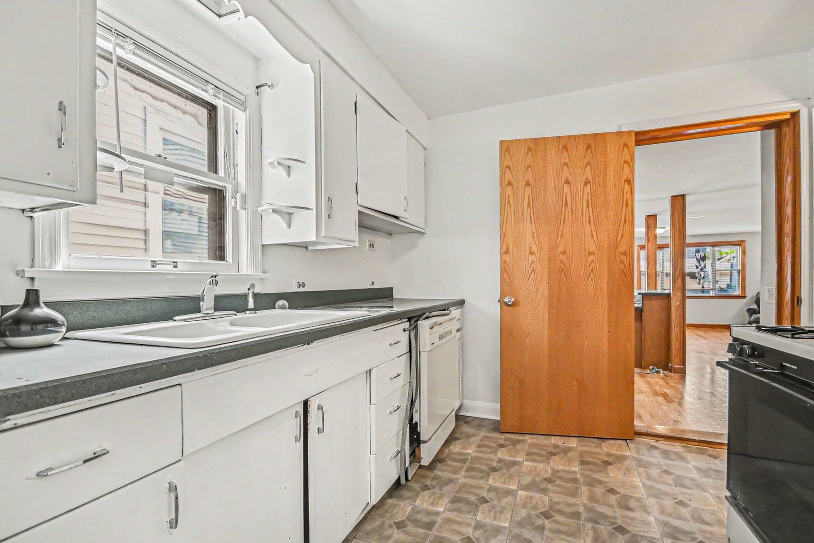 4440 North La Crosse Avenue Chicago IL 60630