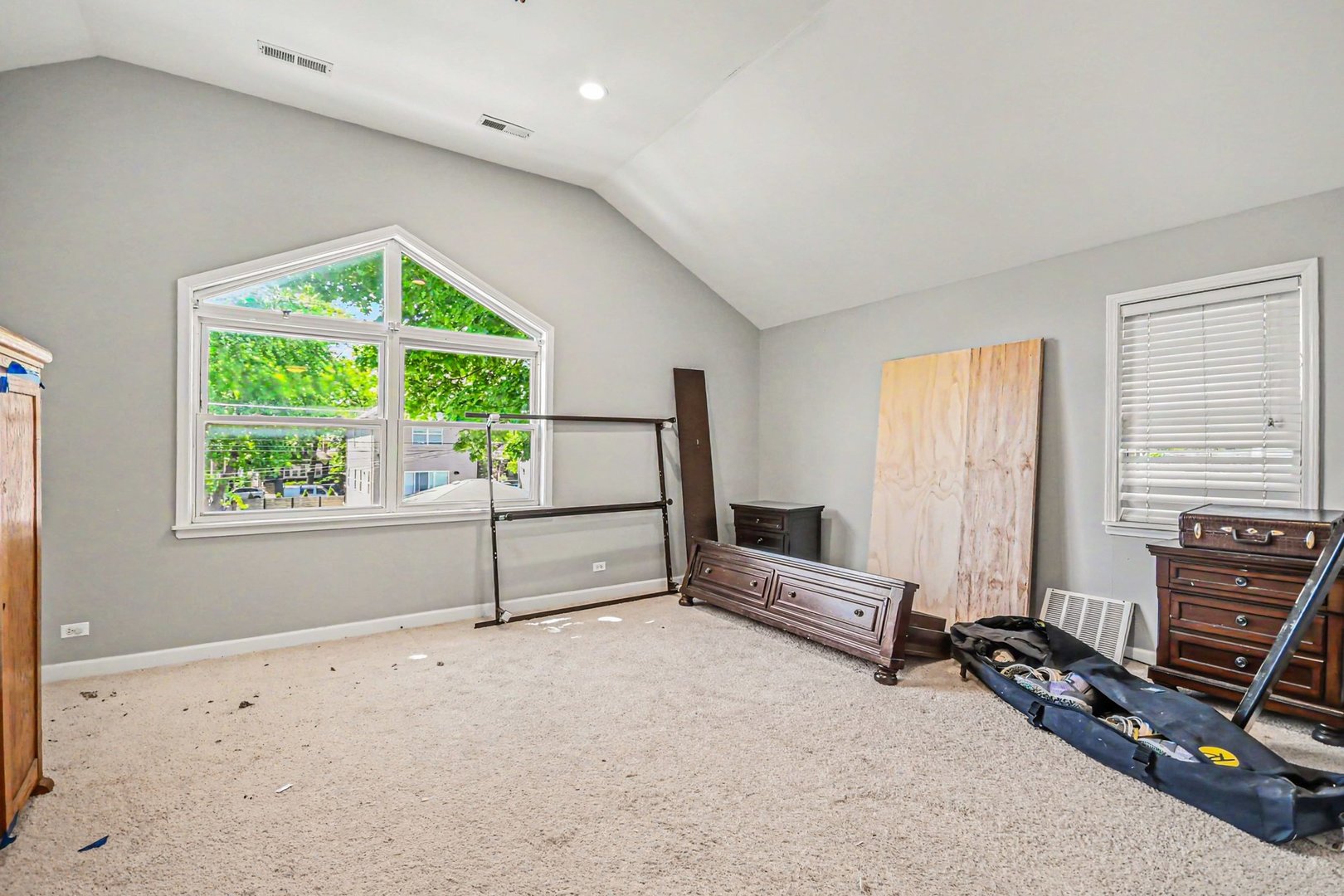 4440 North La Crosse Avenue Chicago IL 60630
