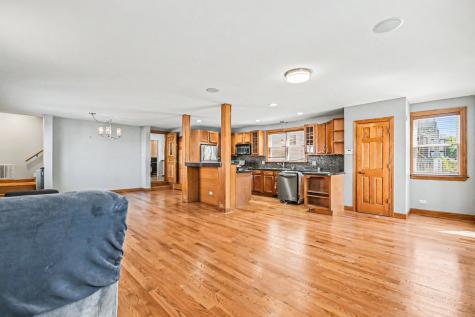 4440 North La Crosse Avenue Chicago IL 60630