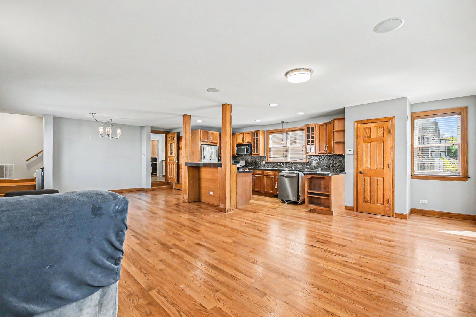 4440 North La Crosse Avenue Chicago IL 60630