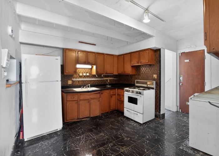 951 East Hyde Park Boulevard Chicago IL 60615