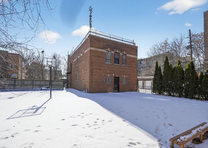 951 East Hyde Park Boulevard Chicago IL 60615