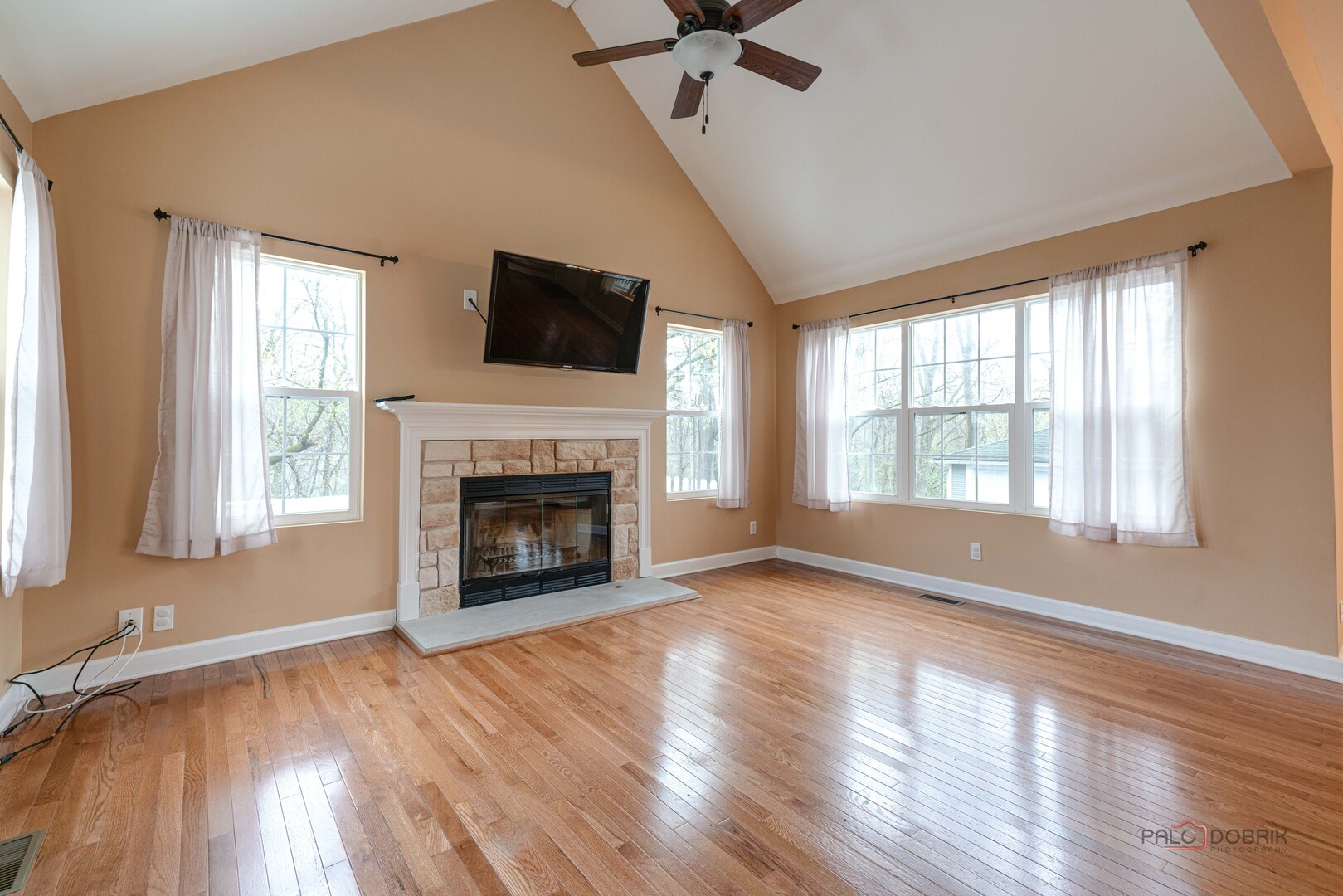 40431 North Fairview Street Antioch IL 60002