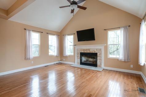 40431 North Fairview Street Antioch IL 60002