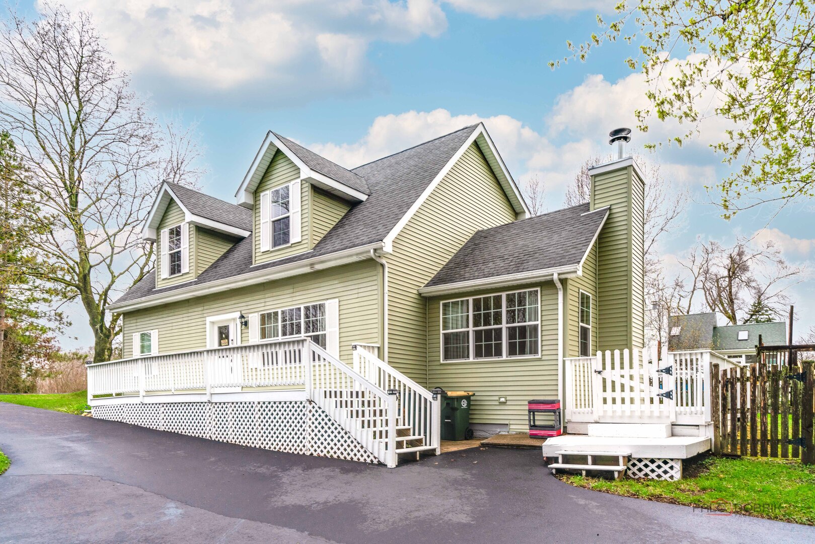 40431 North Fairview Street Antioch IL 60002