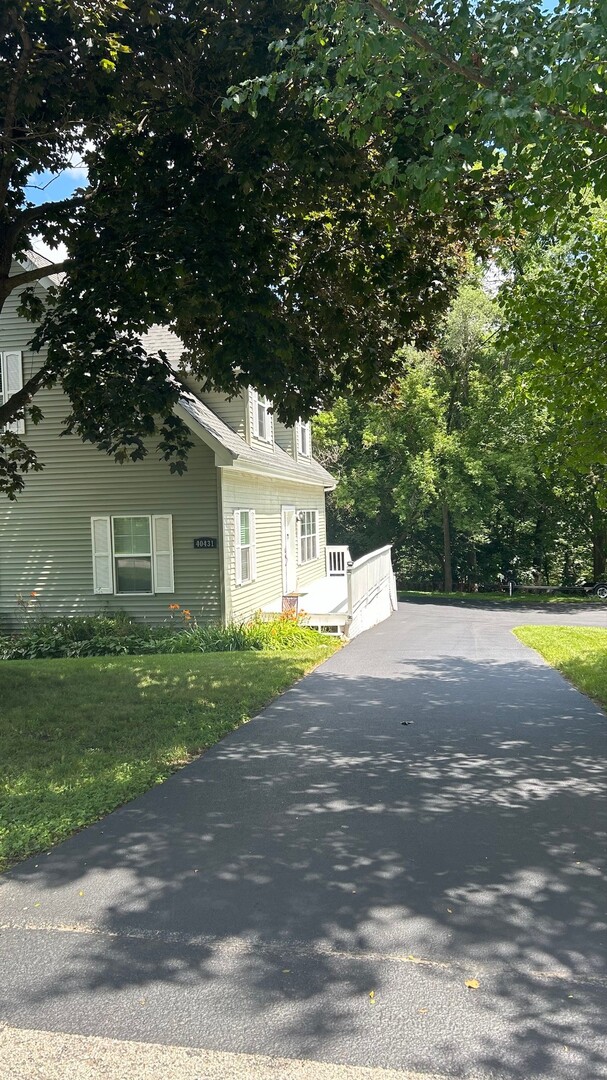 40431 North Fairview Street Antioch IL 60002