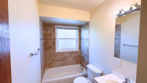 231 East Tulip Drive Glenwood IL 60425