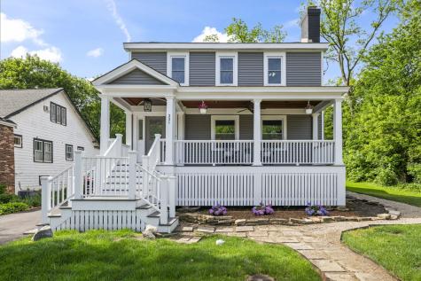 331 East Russell Street Barrington IL 60010