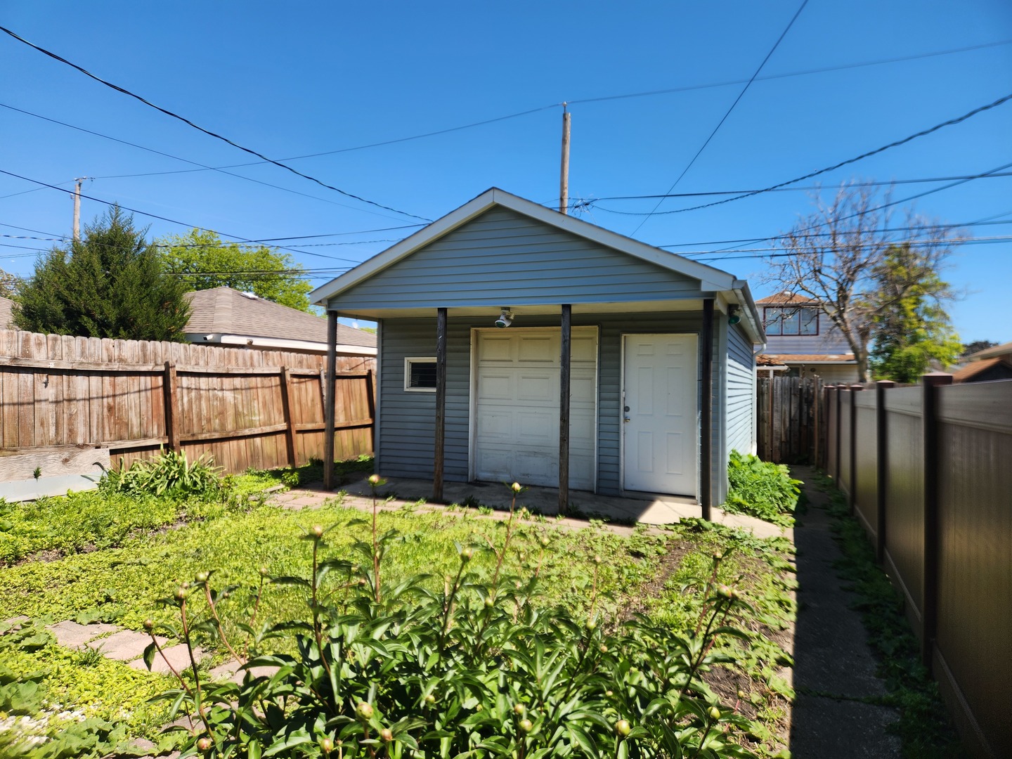 5711 South Mayfield Avenue Chicago IL 60638