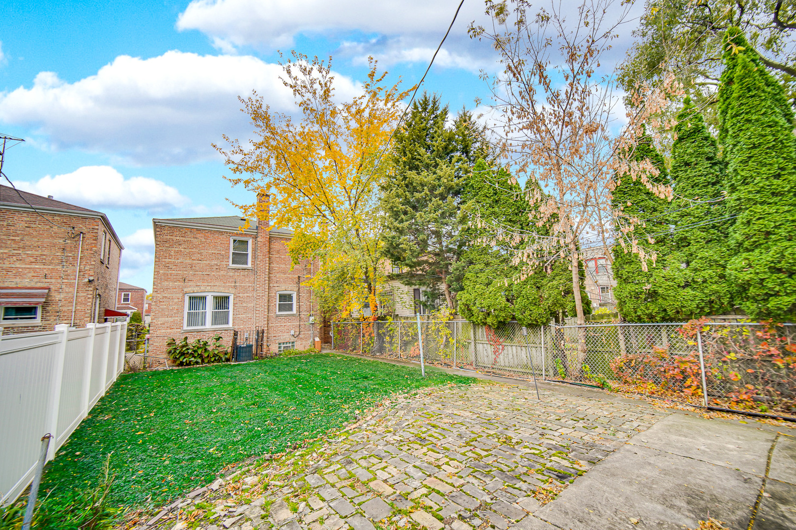 10626 South Prairie Avenue Chicago IL 60628