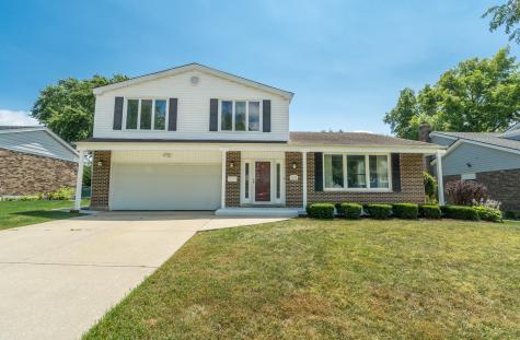 1107 West White Oak Street Arlington Heights IL 60005