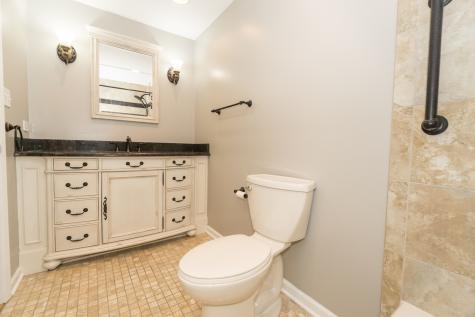 1107 West White Oak Street Arlington Heights IL 60005