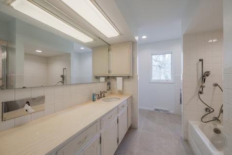 15600 Griswold Springs Road Plano IL 60545