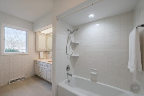 15600 Griswold Springs Road Plano IL 60545