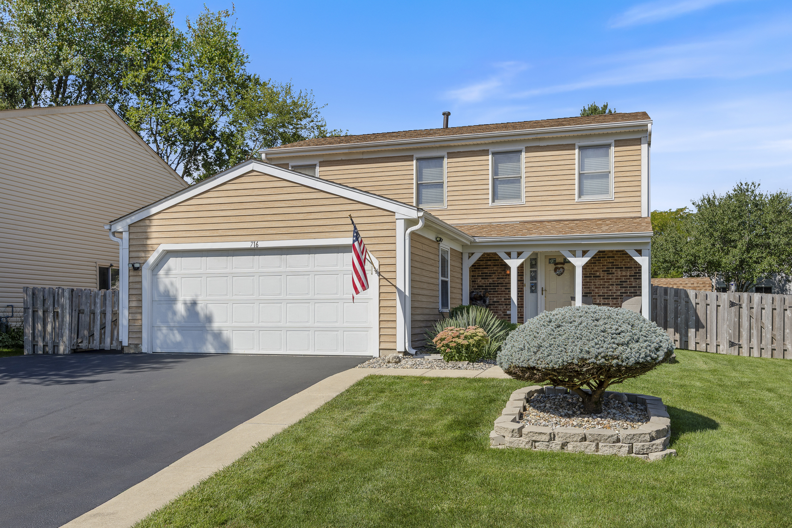 716 Sand Creek Drive Carol Stream IL 60188