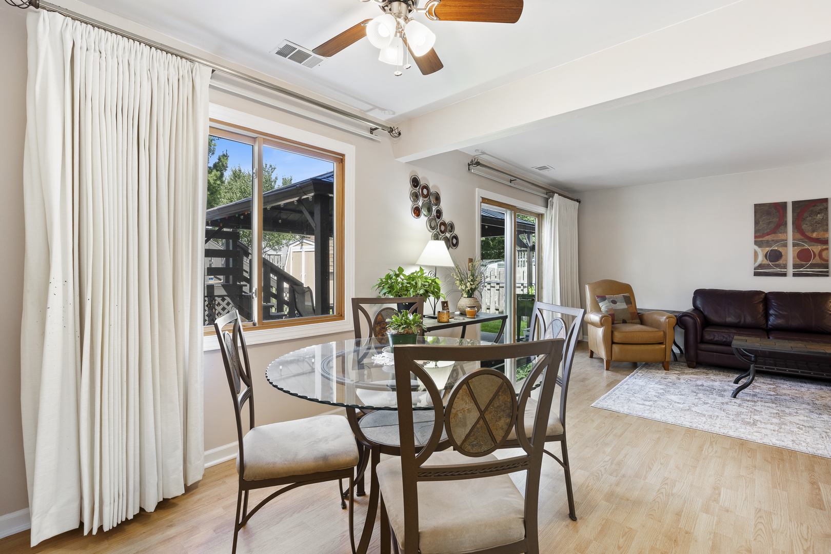 716 Sand Creek Drive Carol Stream IL 60188