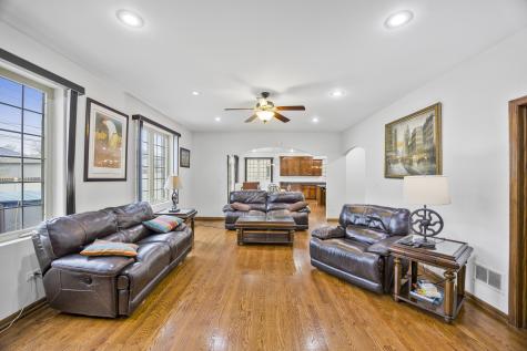 9746 Merrimac Avenue Oak Lawn IL 60453