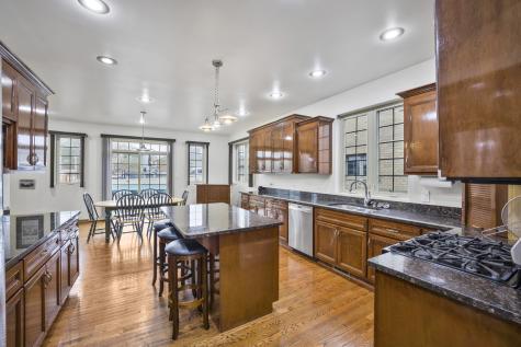 9746 Merrimac Avenue Oak Lawn IL 60453