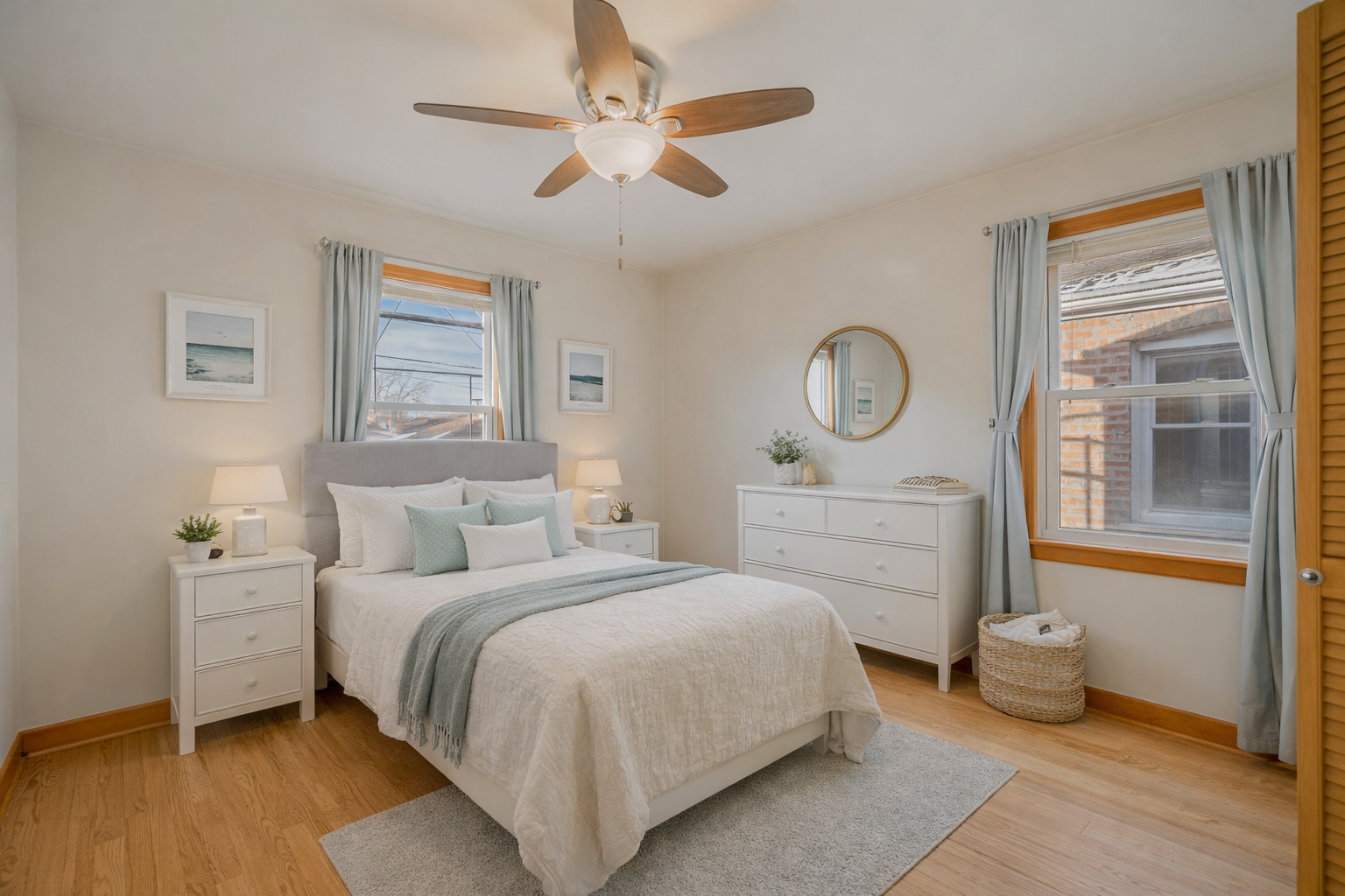 5250 South Nagle Avenue Chicago IL 60638