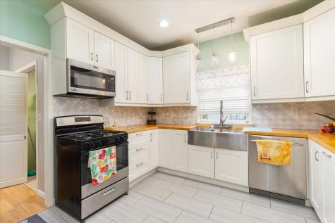 131 East Iowa Street Spring Valley IL 61362